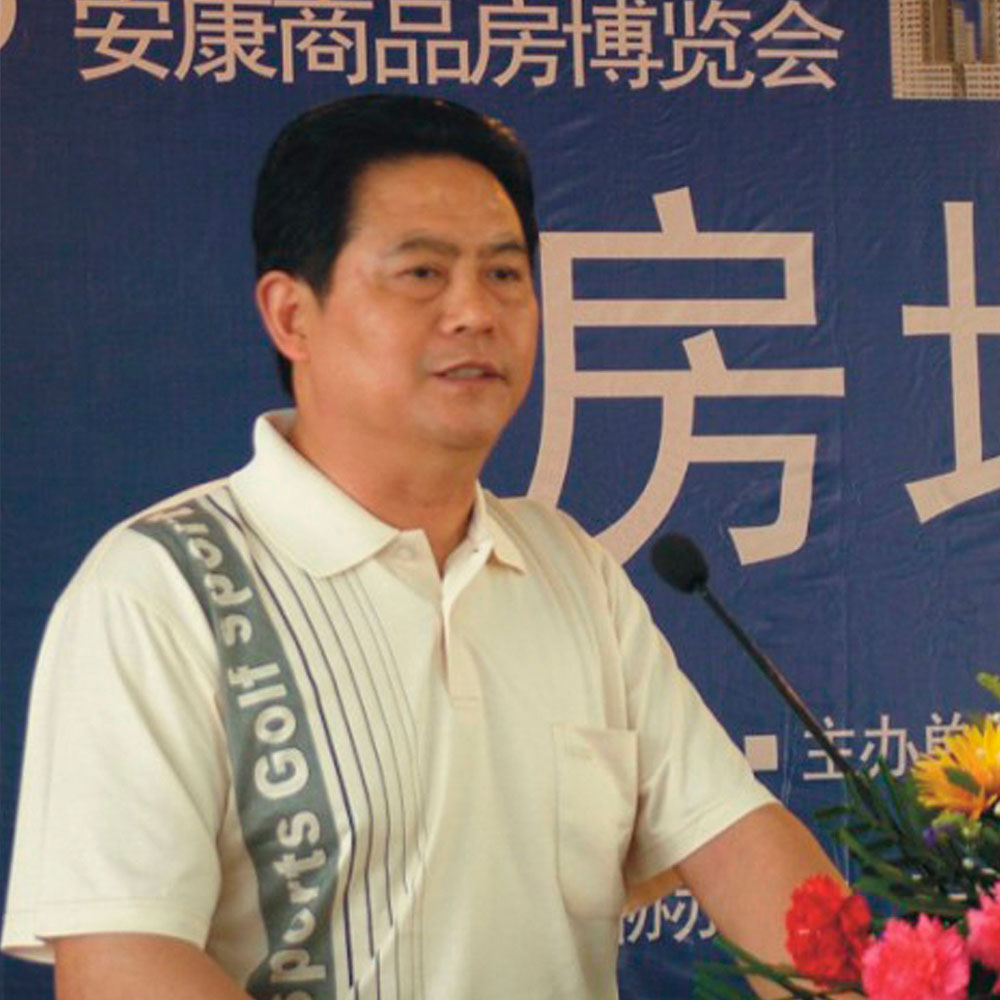 記省勞模、興安地產(chǎn)集團董事長兼總經(jīng)理江樹群